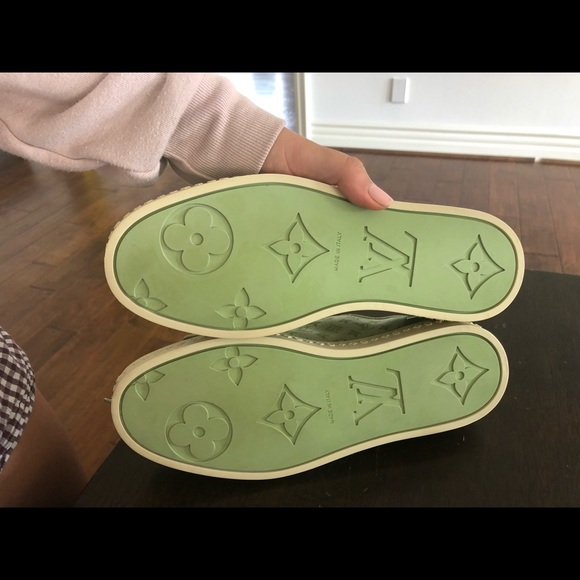 Vintage Louis Vuitton Sneaker (Brand New) - Picture 4 of 7
